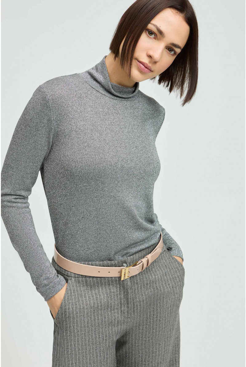 Lurex-T-Shirt mit Rollkragenpullover 