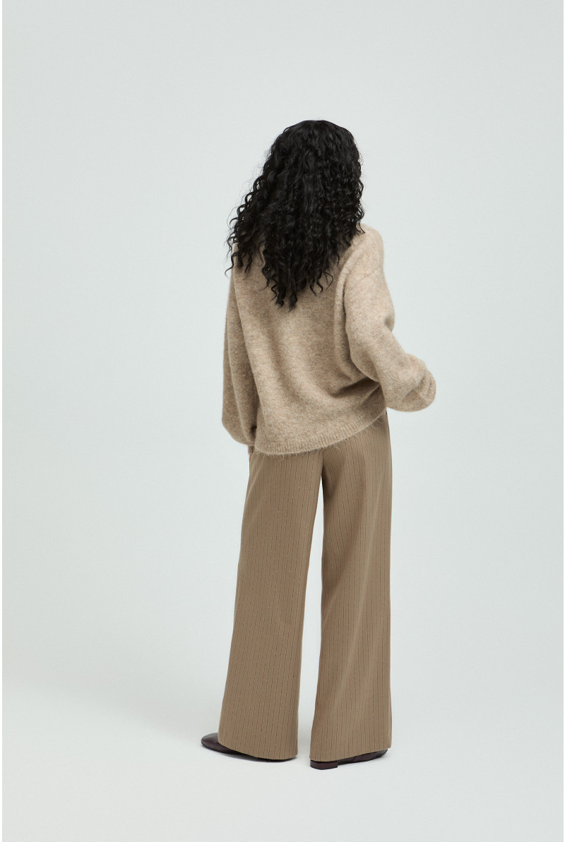 Losse wollen pull 
