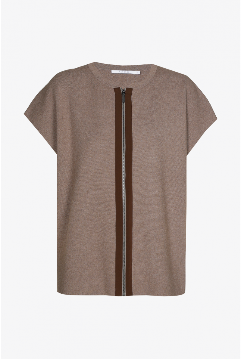Sleeveless cardigan with zip closure