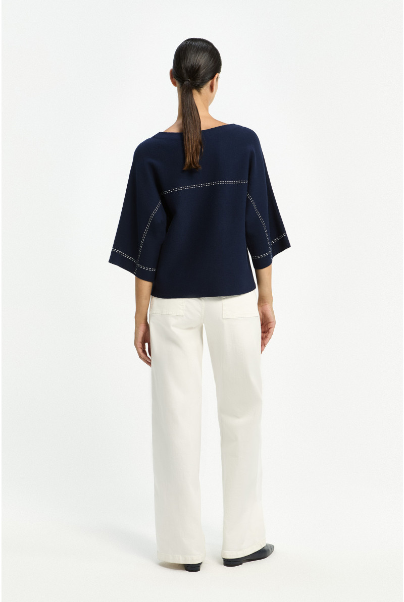 Sweater mit U-Boot-Ausschnitt