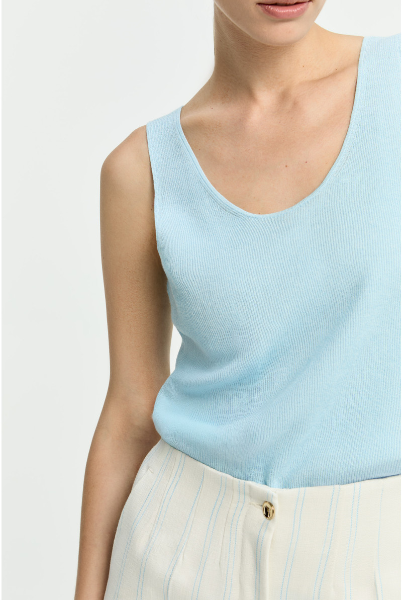 Topje in elegante parelsteek