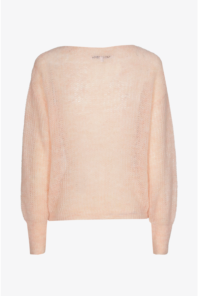 Loose-knit pullover in alpaca wool