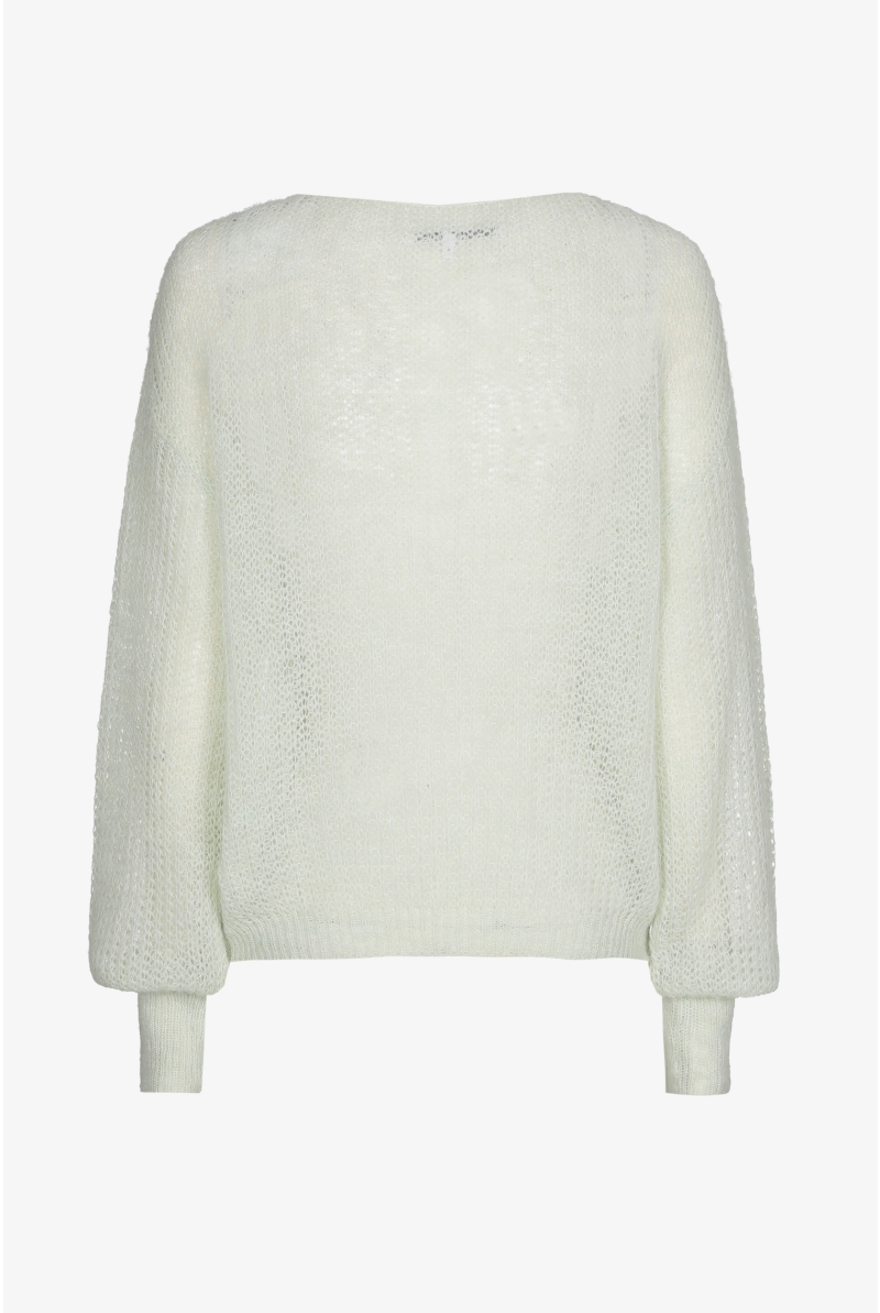 Loose-knit pullover in alpaca wool