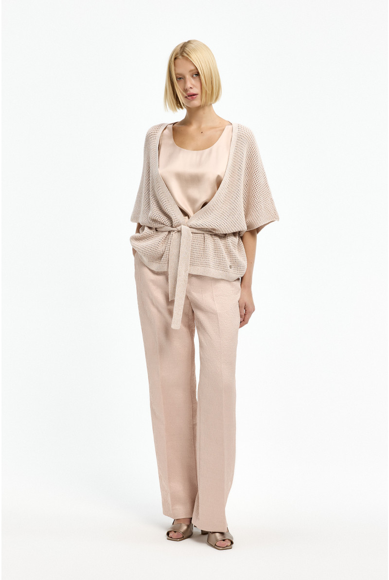 Cape-Weste im Ajourmuster