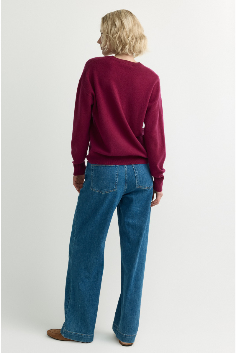 V-neck cashmere pullover