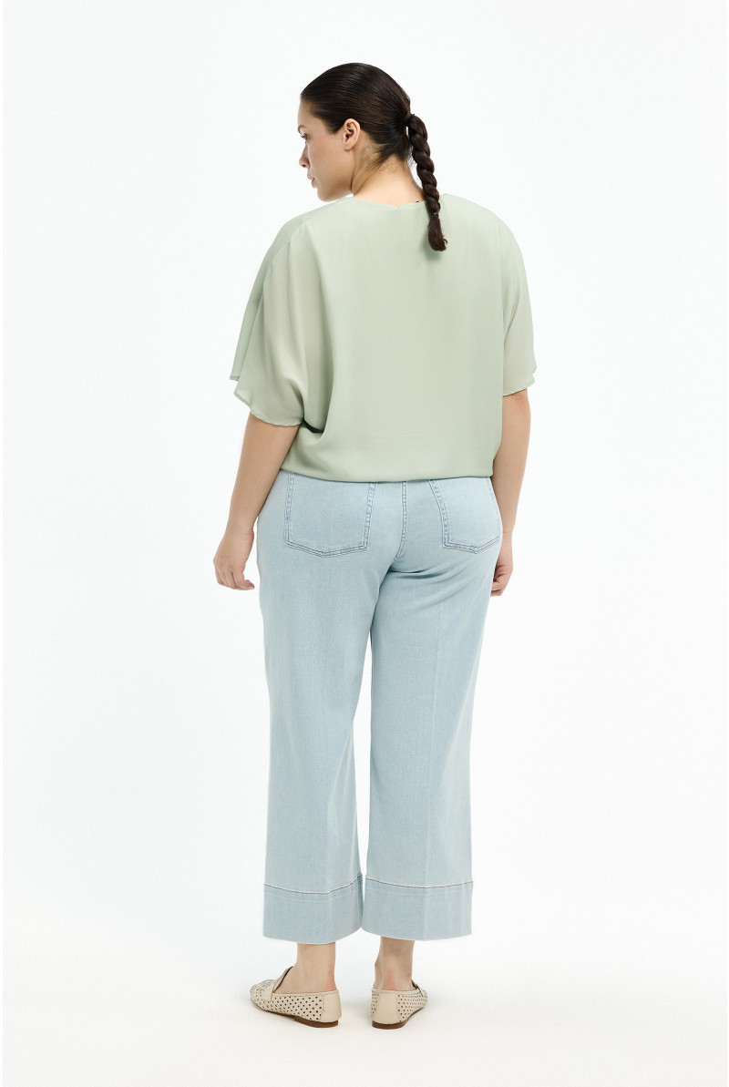 T-Shirt mit weiten Ärmeln