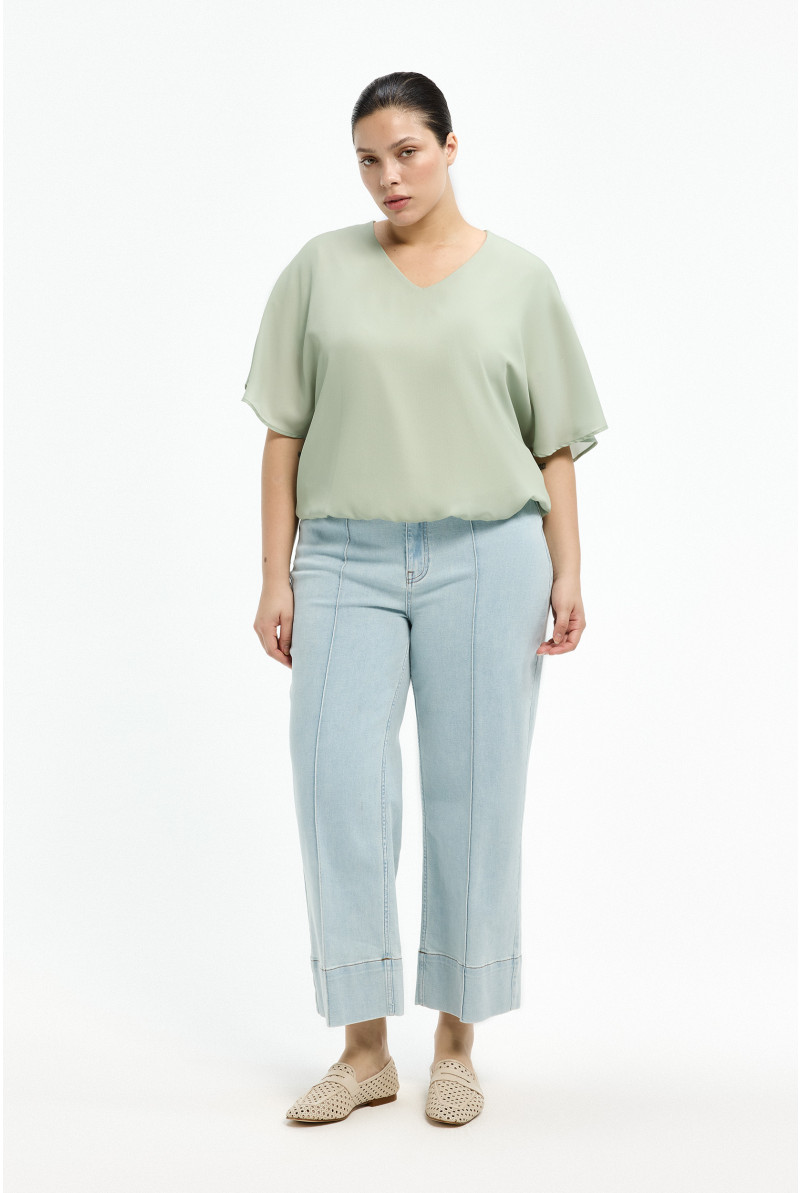 T-Shirt mit weiten Ärmeln