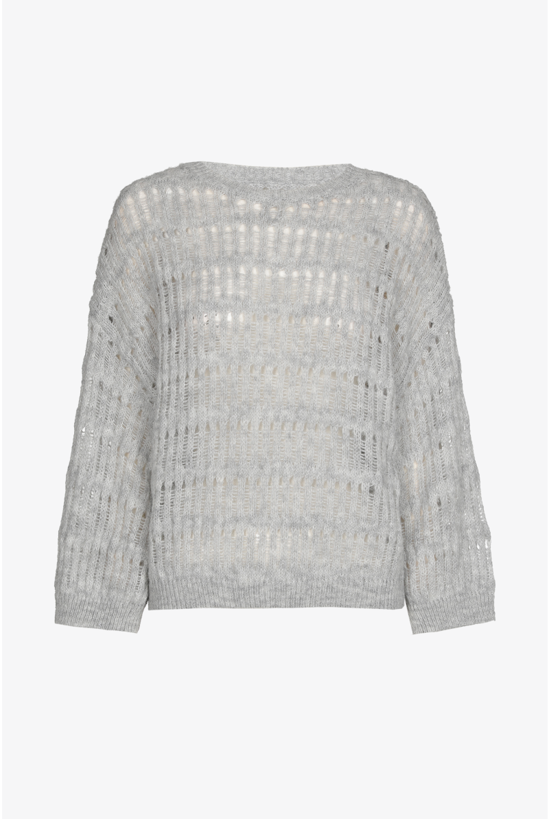 Contrasting jumper