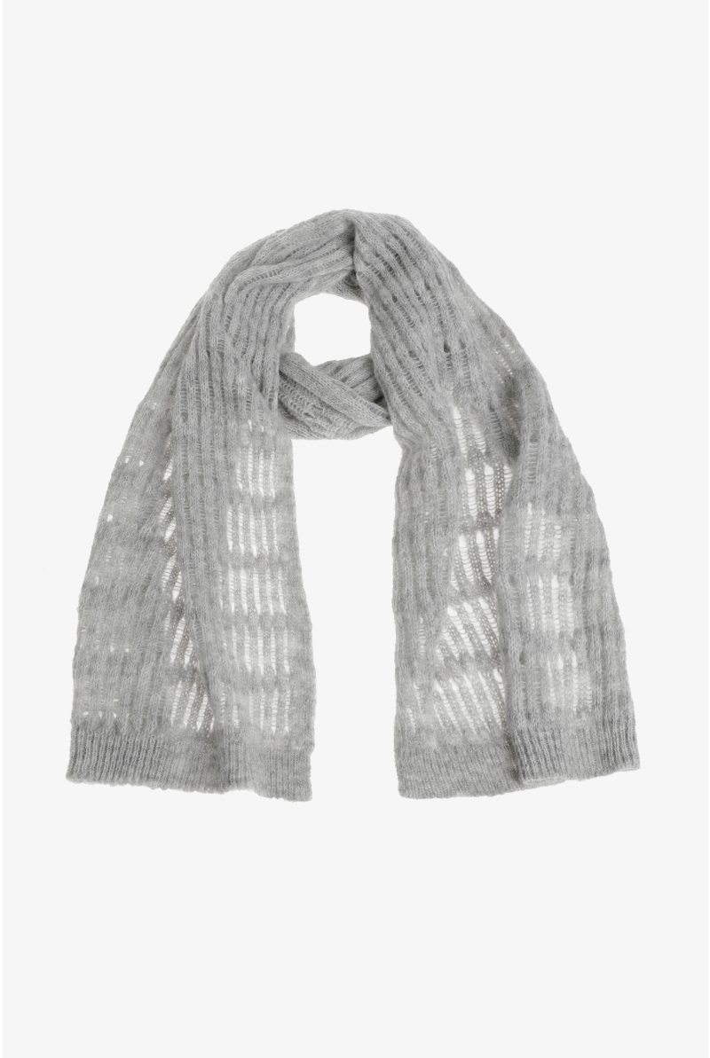 Écharpe tricotée légère