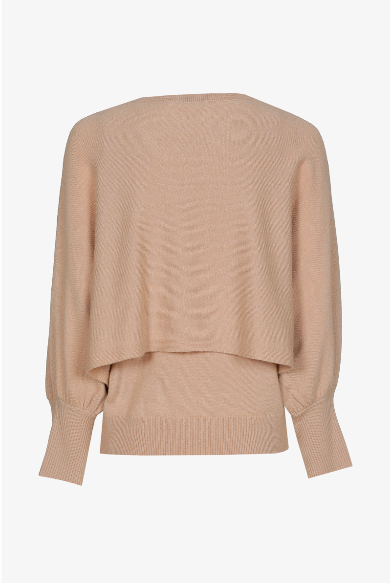 Trui met cape-effect