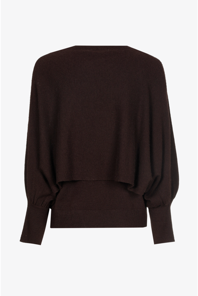 Pull avec effet cape