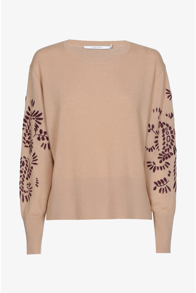 Jumper with embroidery