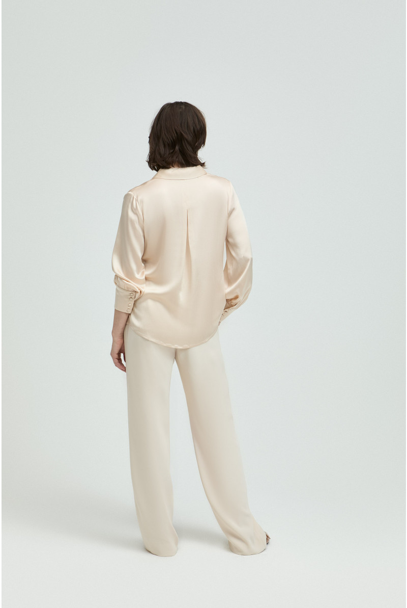 Klassieke hemdblouse in zijde