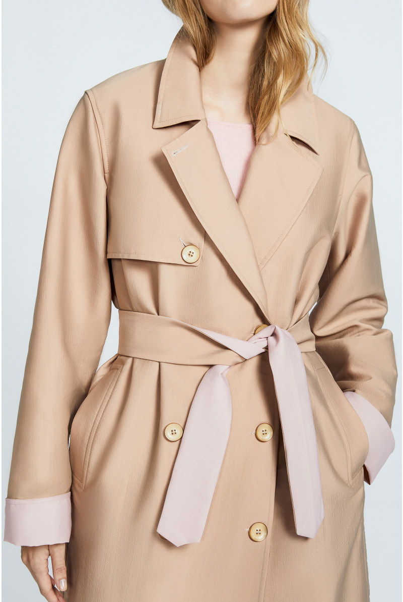 Trench coat with waist belt