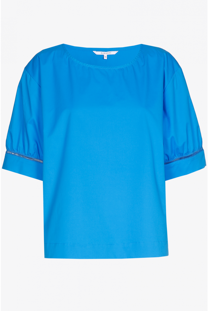 Oversized blouse with short sleeves
