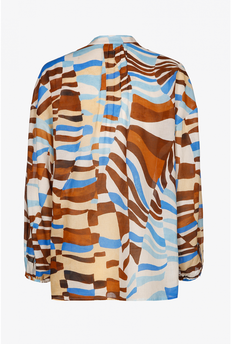 Loose blouse with graphic print