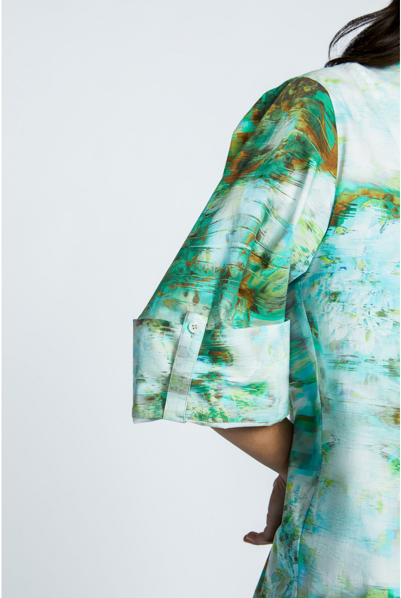 Oversized blouse with print