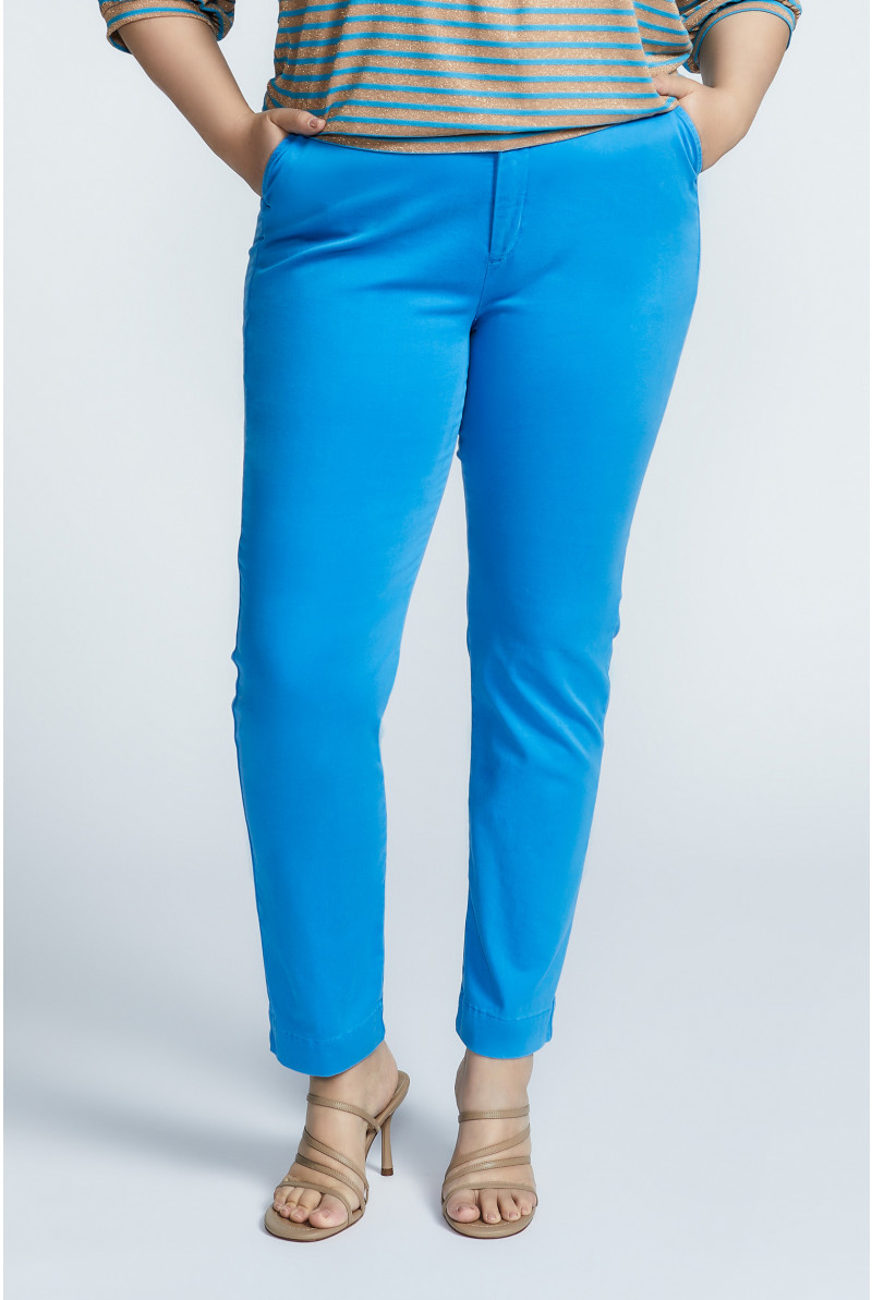 Zachte broek met smalle pijpen