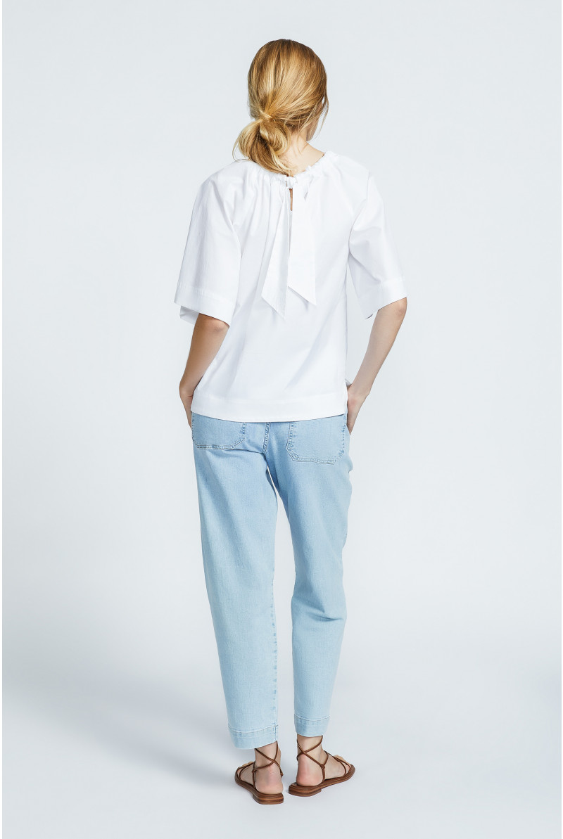 Blouse à épaules dénudées