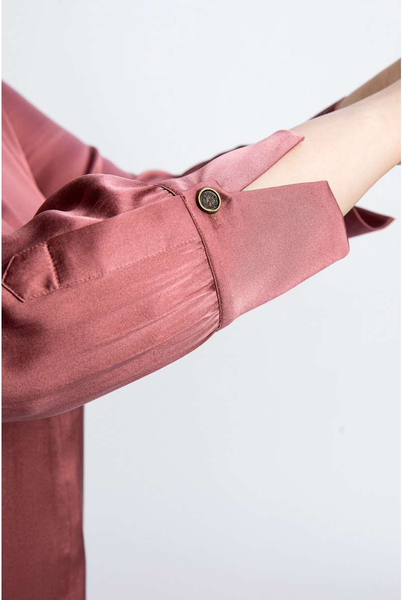 Silk blouse with shirt collar