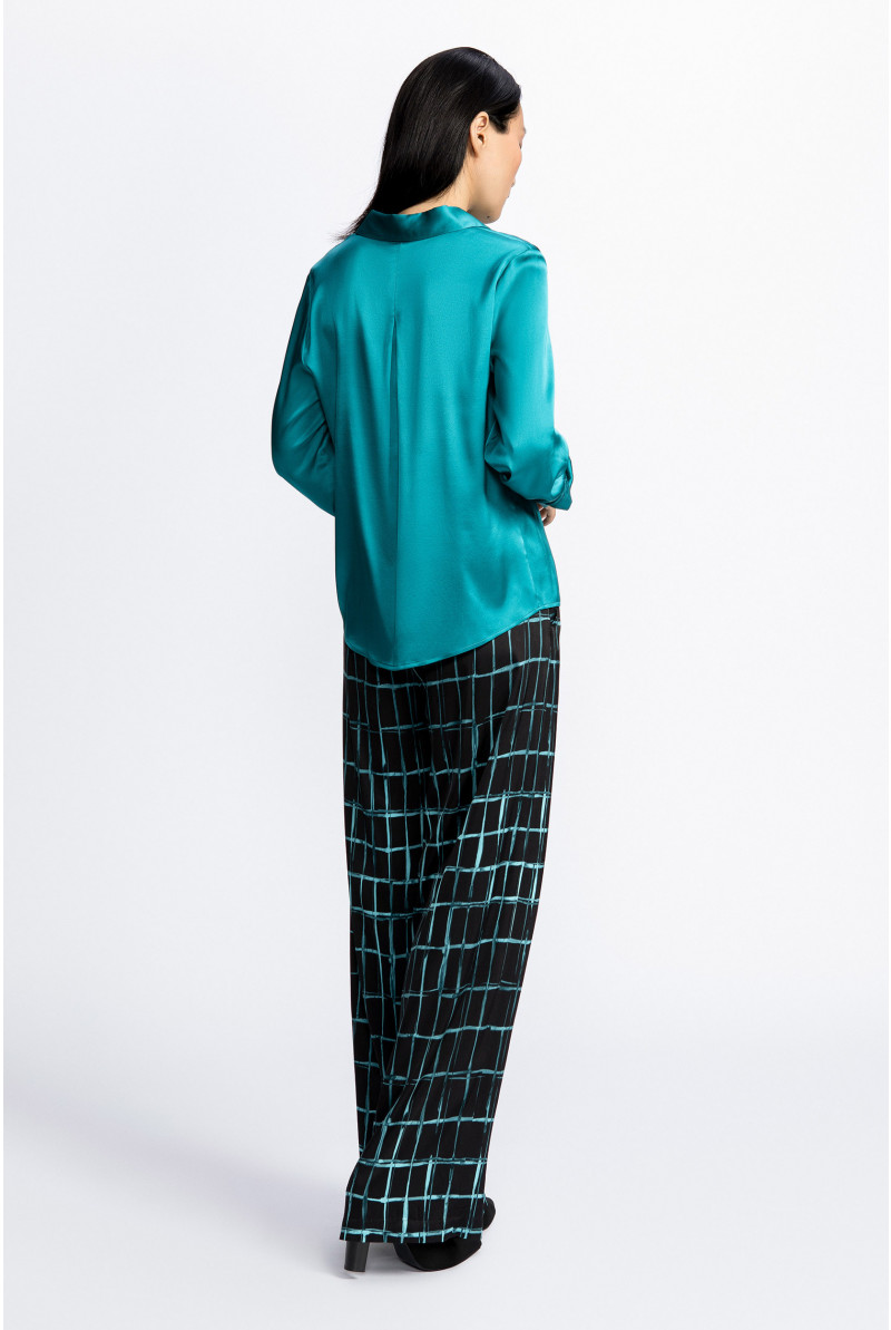Silk blouse with shirt collar
