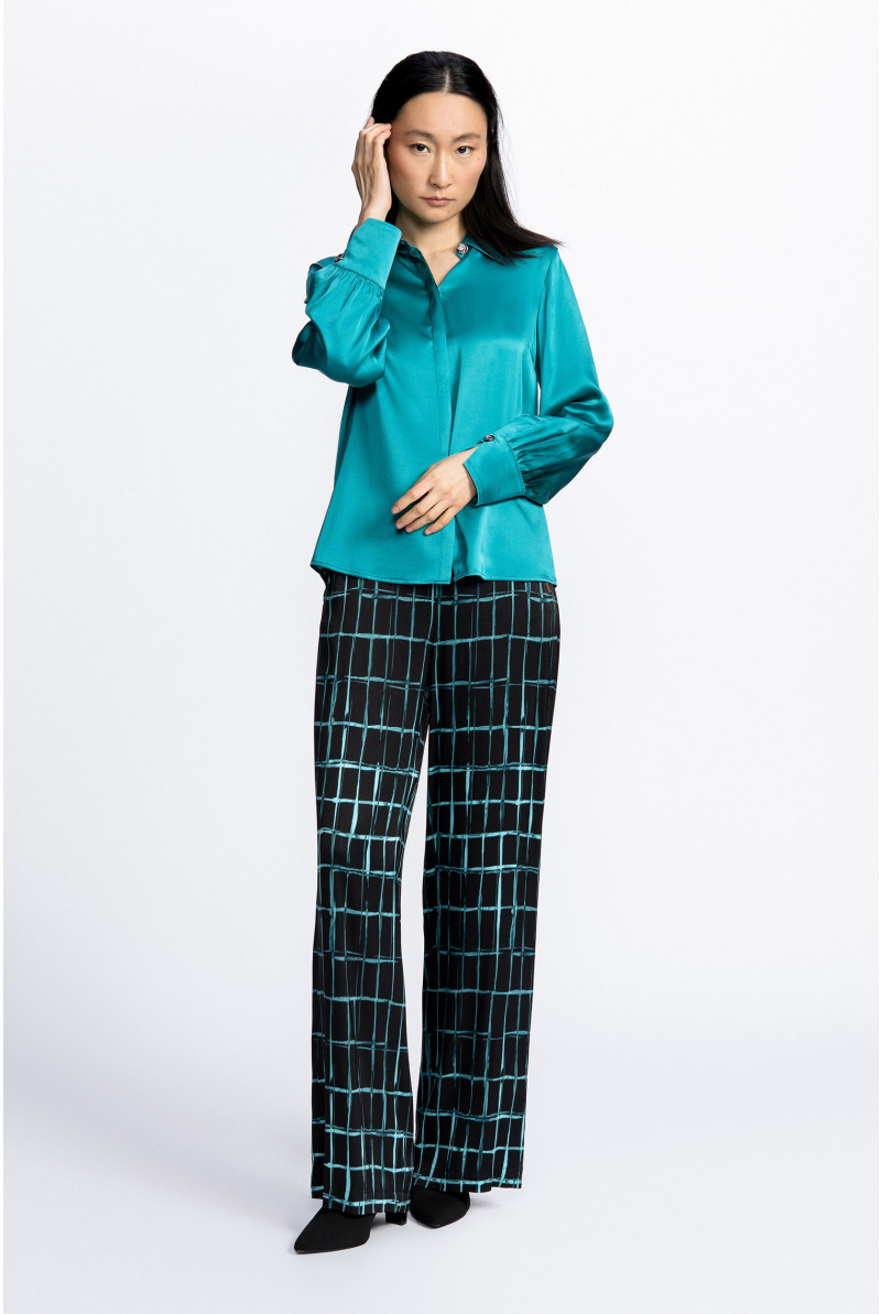 Silk blouse with shirt collar
