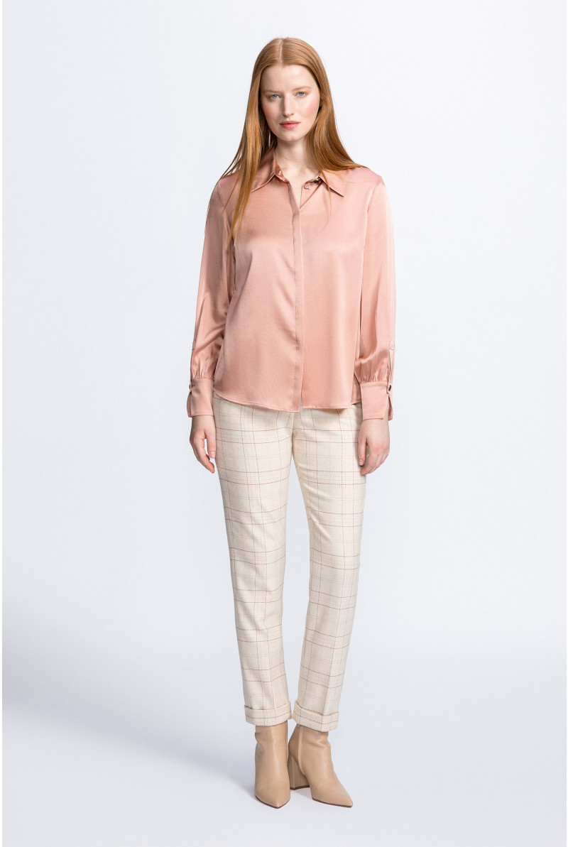 Blouse en soie avec col de chemise