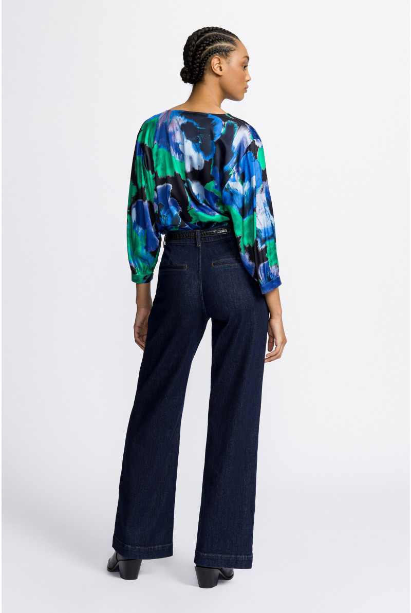 Jeans mit weitem Bein