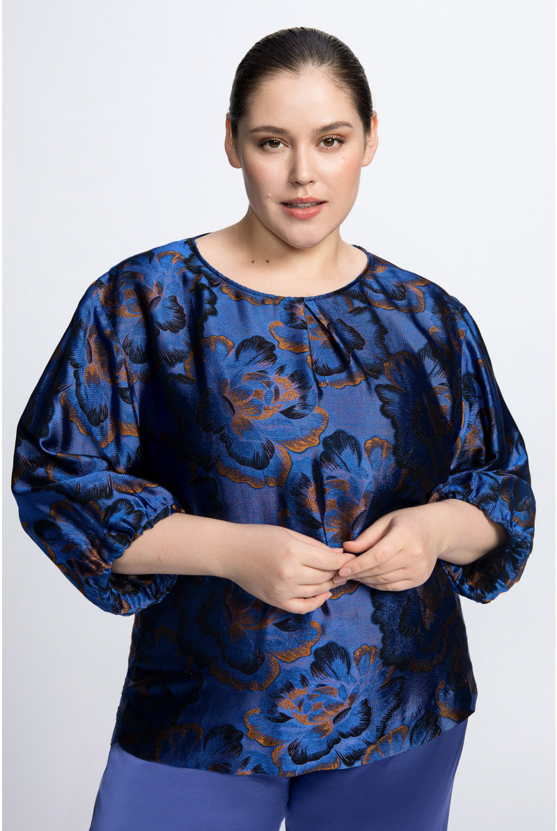 Blouse in jacquard