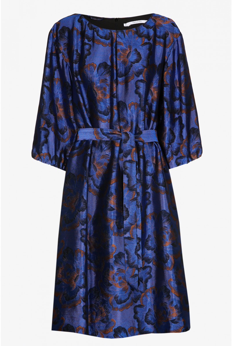Dress in jacquard