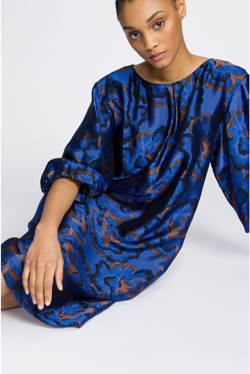 Dress in jacquard