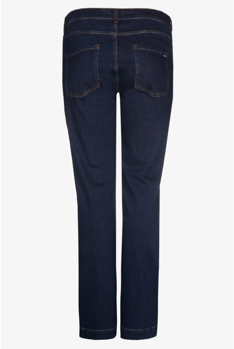 Straight-leg jeans