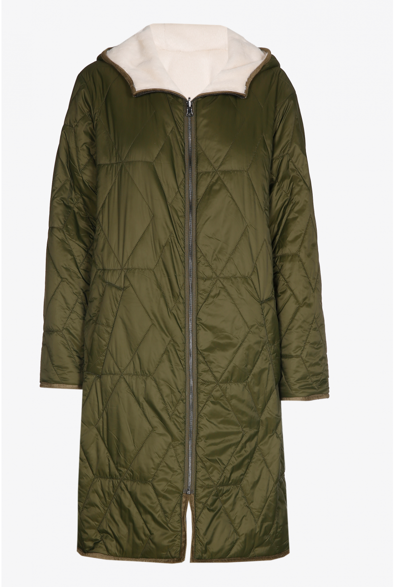 Veste réversible contenant de la fausse fourrure