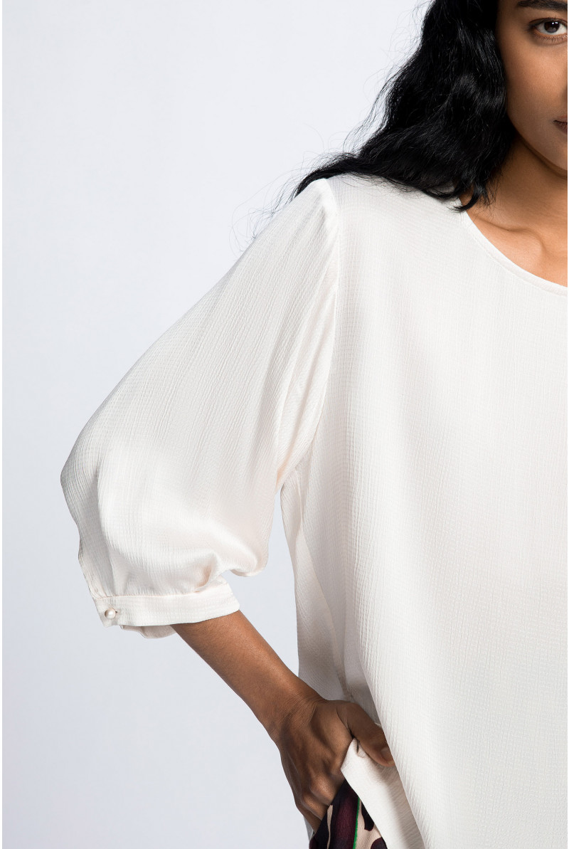 Blouse souple à manches bouffantes
