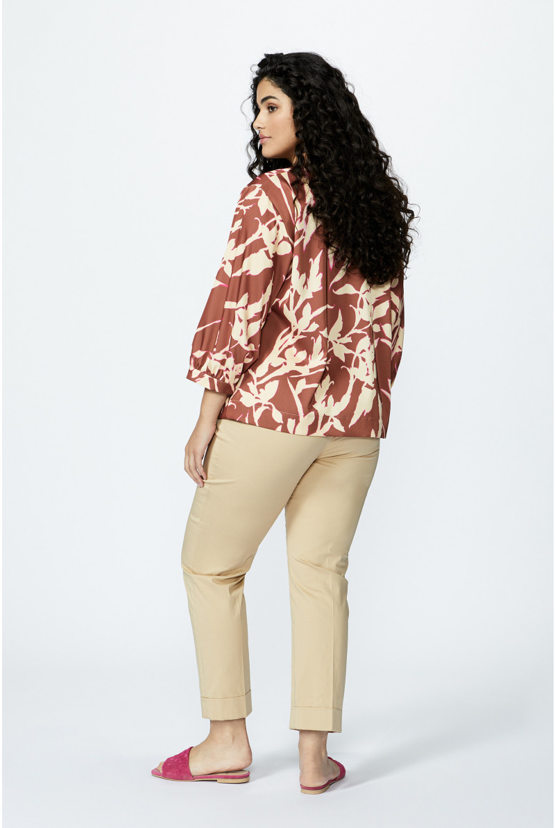 Blouse with original floral print