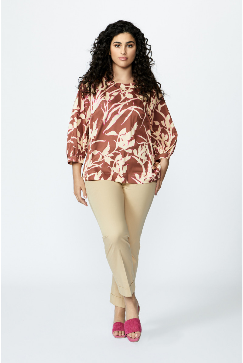 Blouse with original floral print