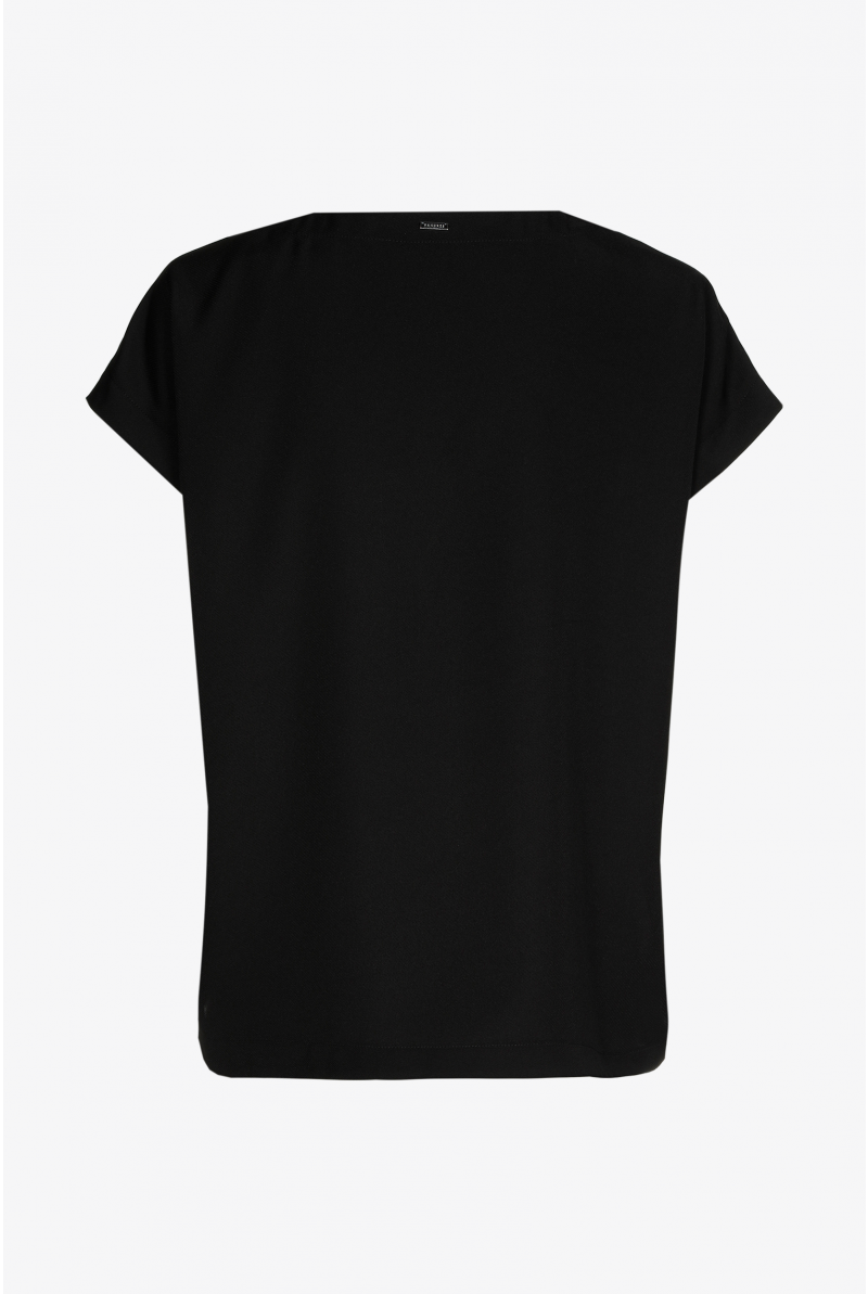 Sleeveless blouse with V-neck