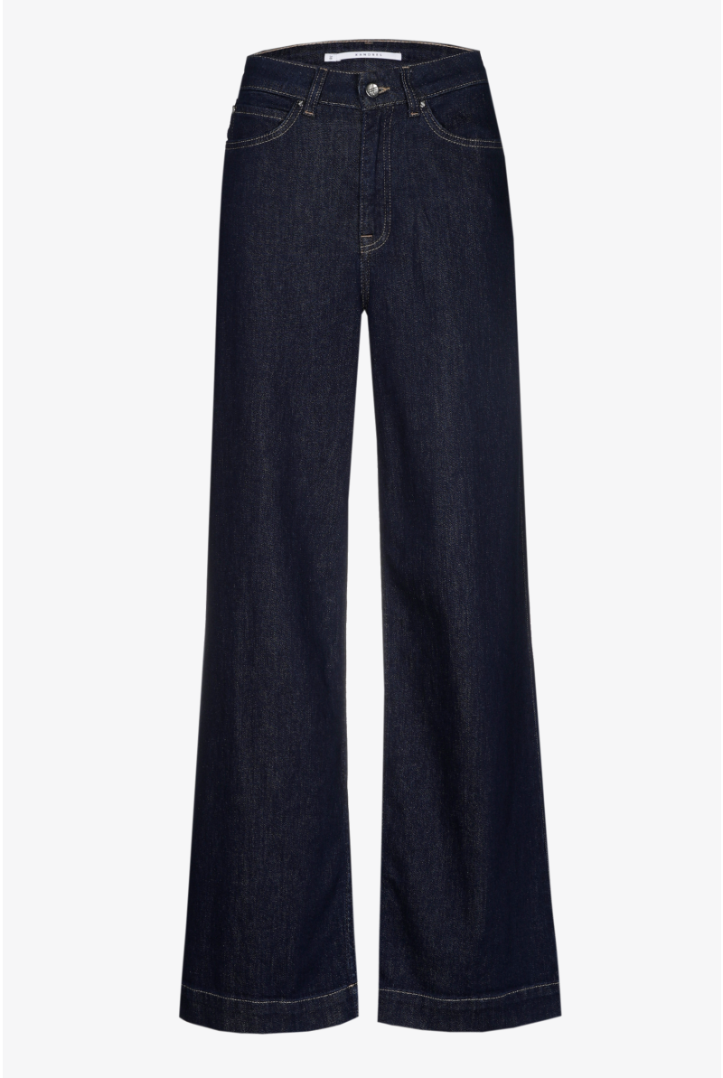 Straight-leg jeans