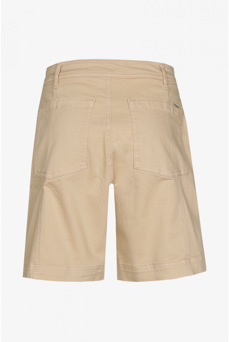 Denim shorts with side pockets