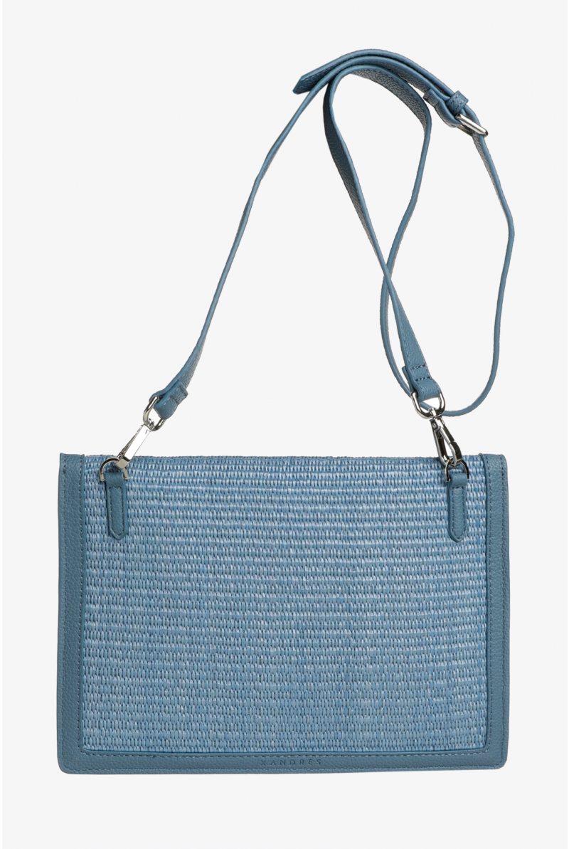 Pochette élégante avec raphia