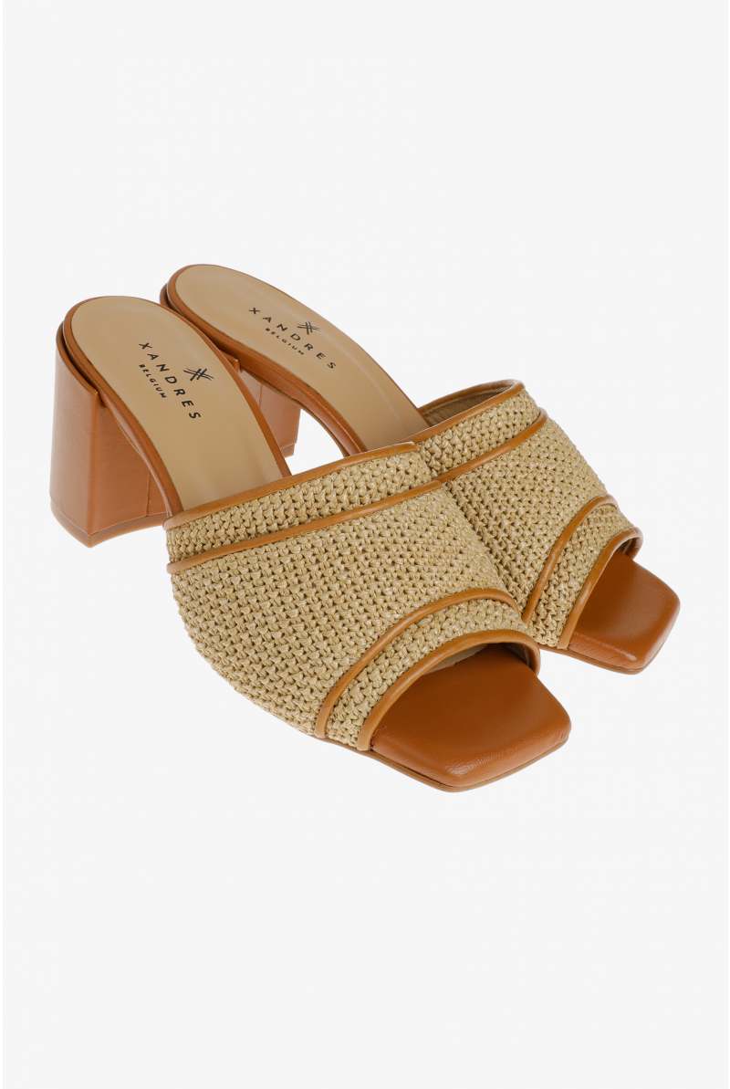 Elegante sandalen met hak
