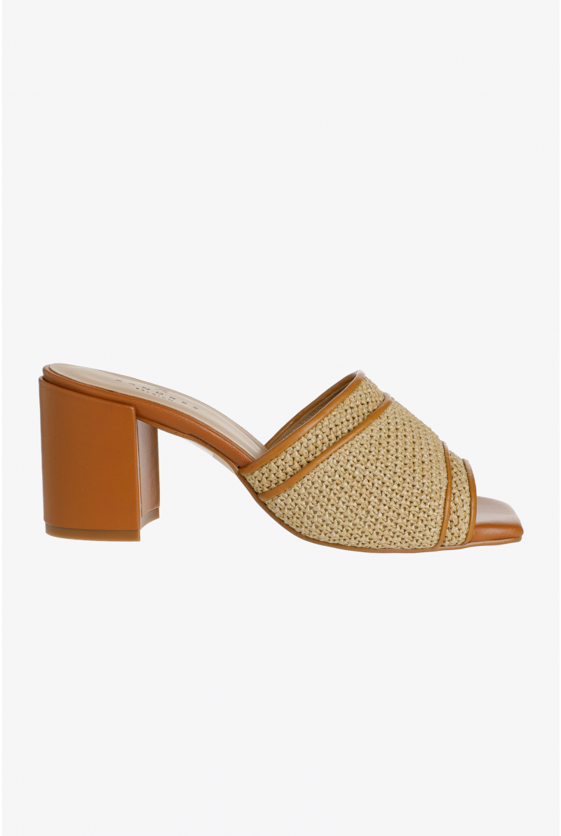 Elegante sandalen met hak