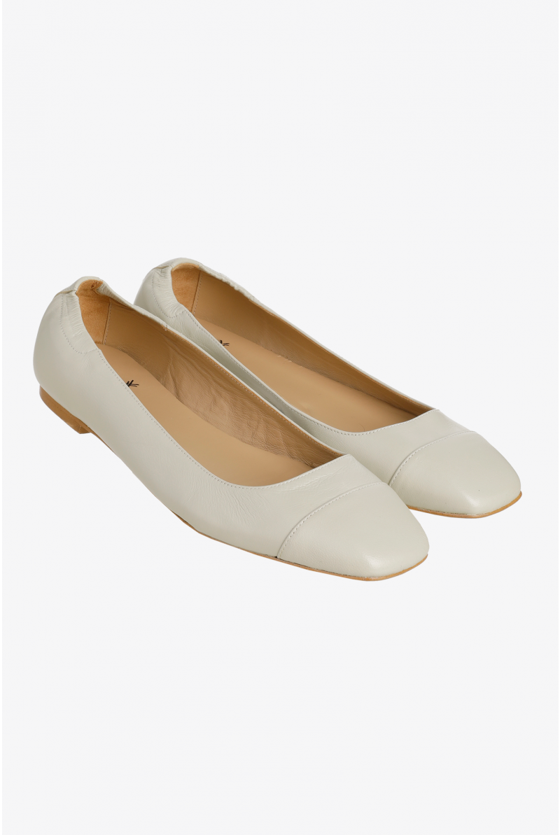 Comfy ballerina