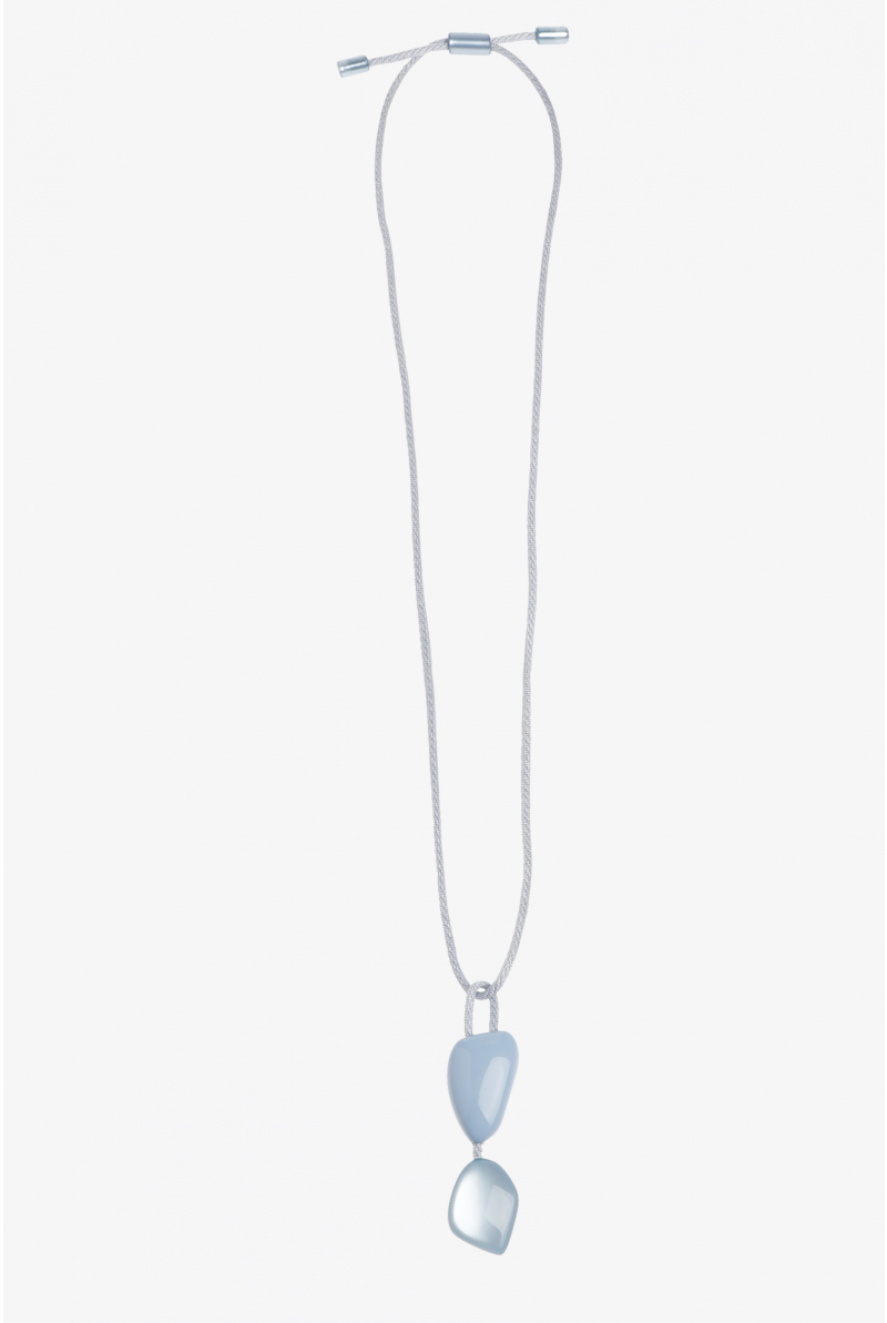 Collier avec pierres précieuses remarquables