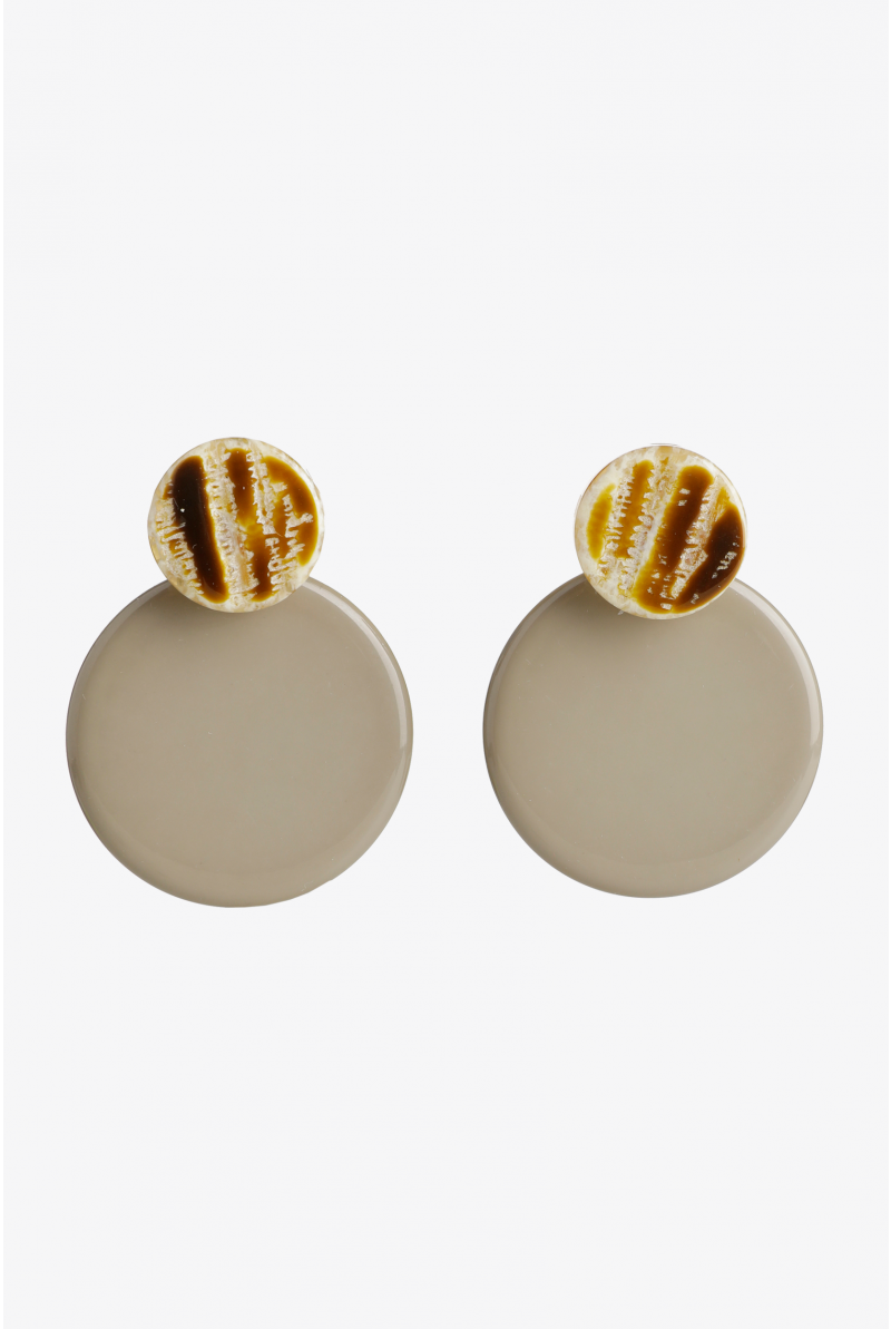 Boucles d’oreilles avec pendentifs originaux