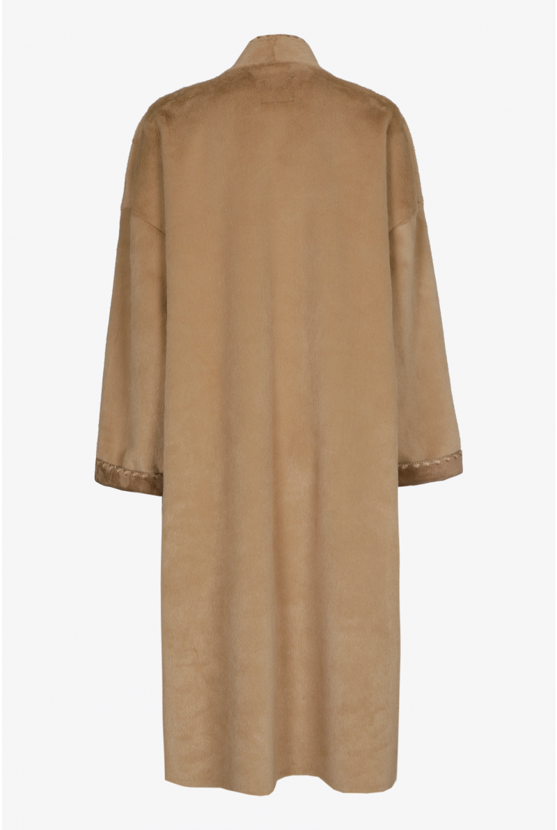 Long fashionable coat