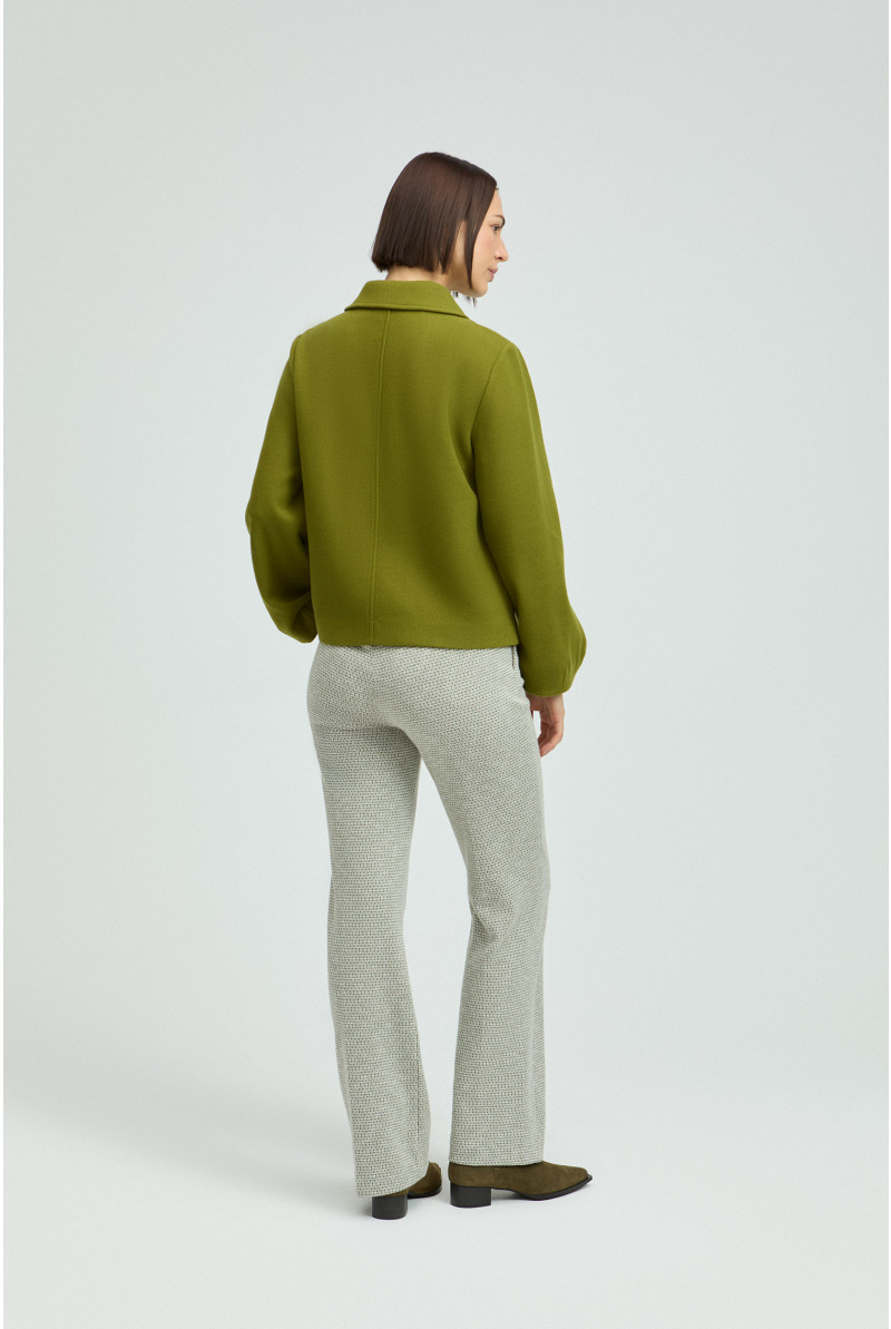 Short jacket with buttons