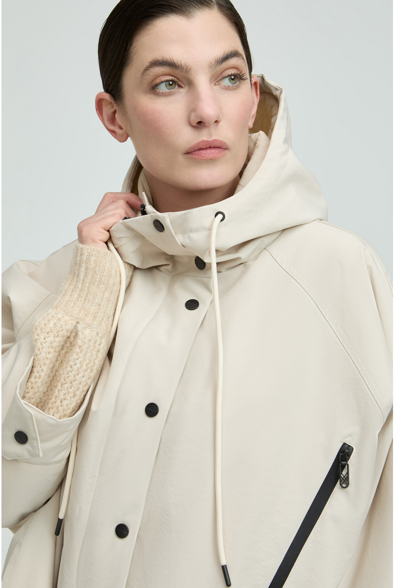 Ruime parka met kap
