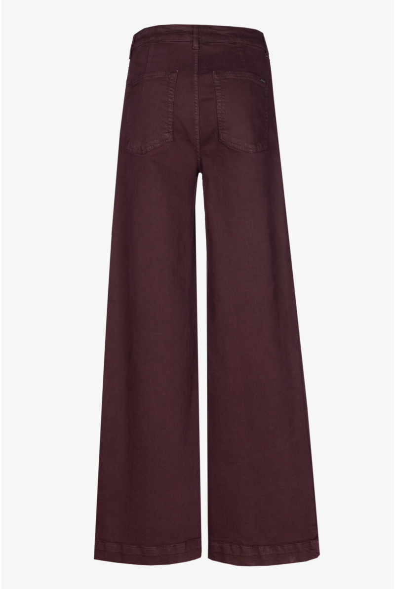 Wide-leg jeans