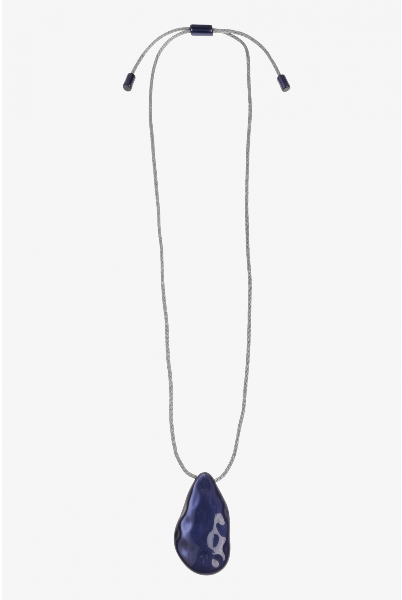 Lange halsketting met opvallende hanger